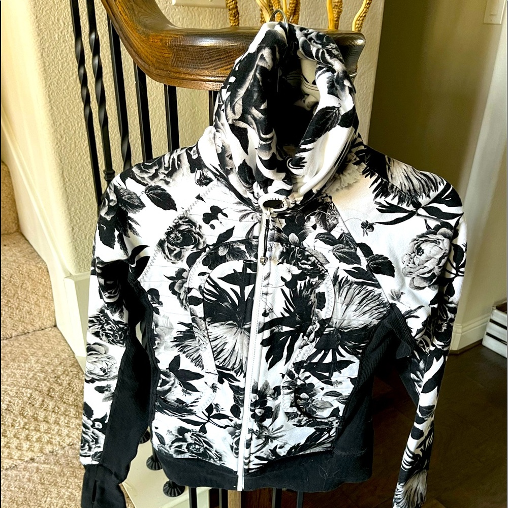 Lululemon Jacket
